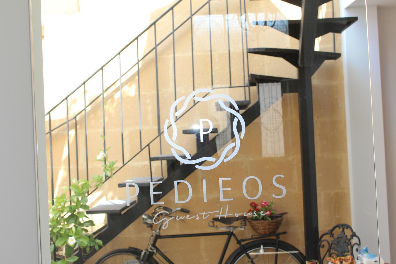 Pedieos Guest House Nicosia Exteriör bild